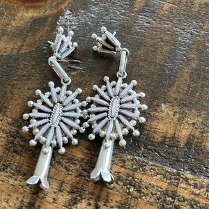 Zuni Pink Conch Sterling Eqrrings